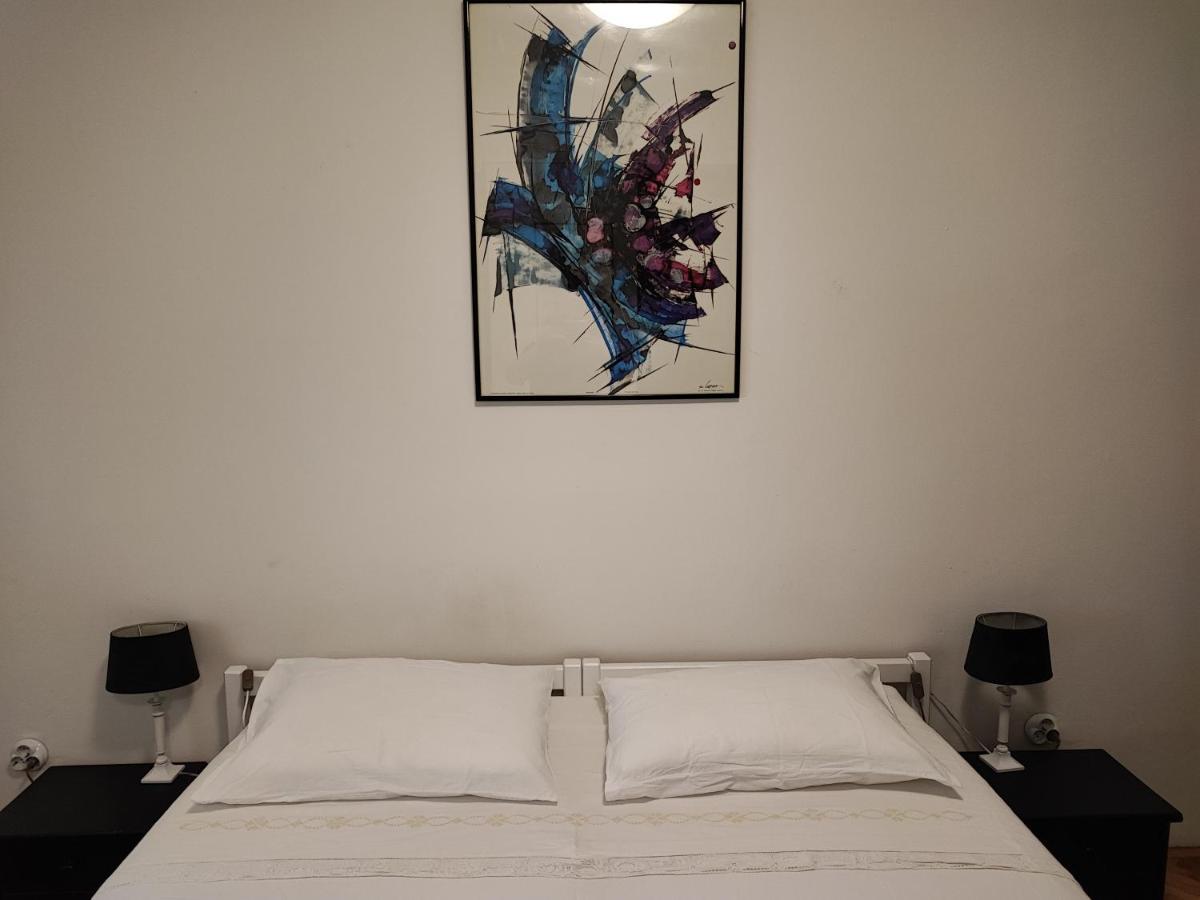 Private Accommodation Raspudic Split Exterior foto